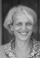 Picture of Monica Dent