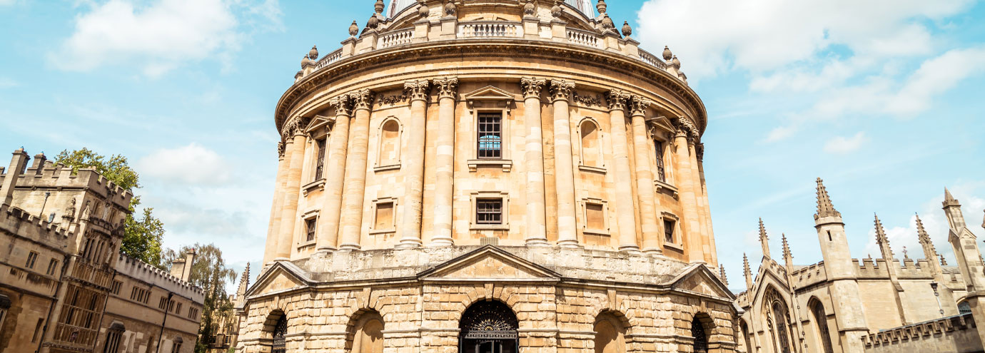 Picture of the Radcliffe Camera in central Oxford